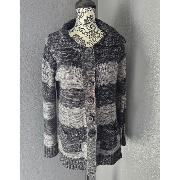 Effeci Sweaters - Women's Effeci Button Up Sweater Size Large Long Sleeve Black & Gray Pockets